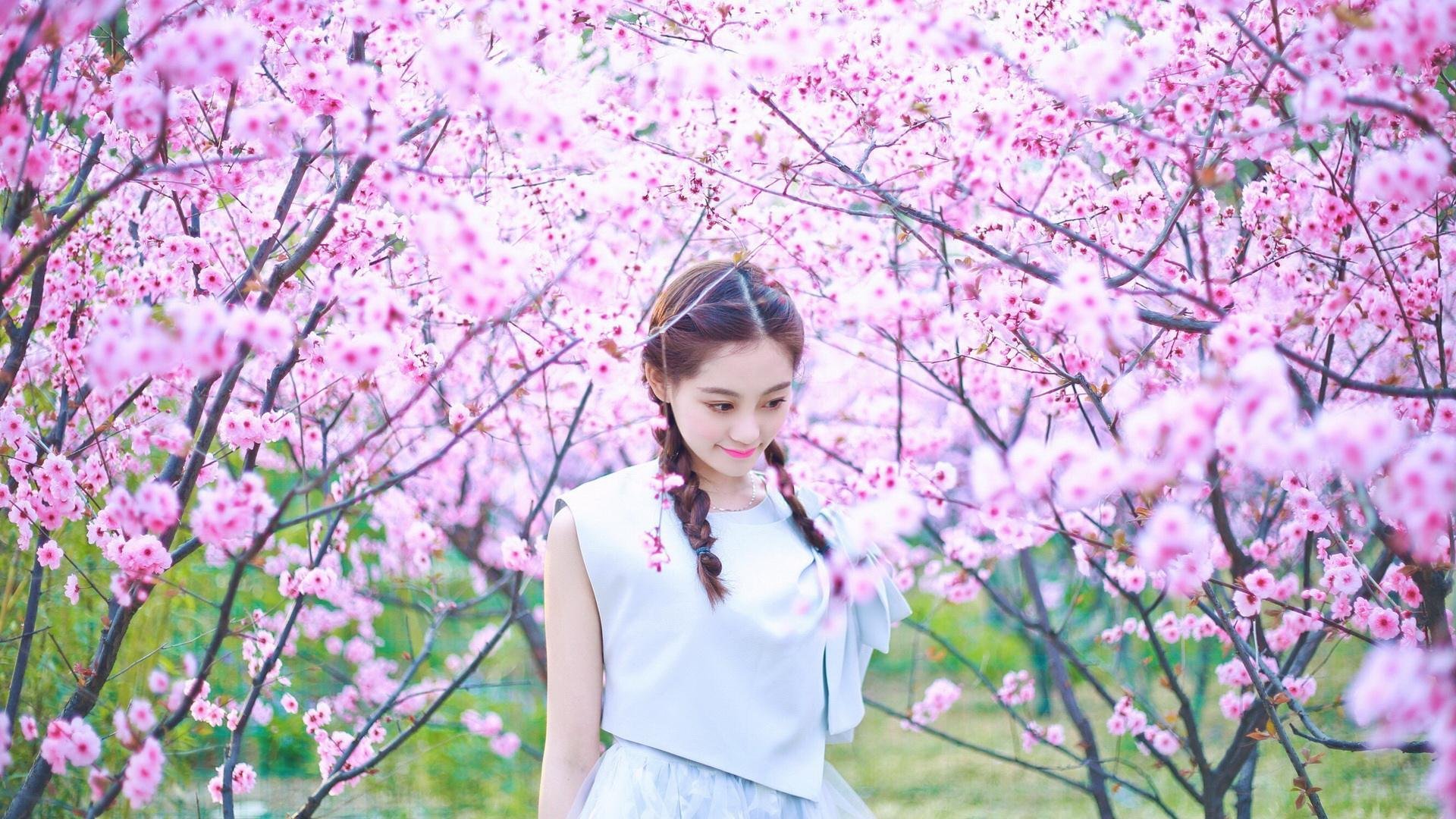 【训练场景】顶尖运动员练习攻守转换的日常训练流程，由攻转守c级教练班